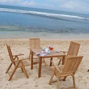 MIS01-Milton Recliner + Monica Square Table