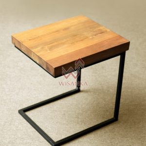 Seattle Wooden Table