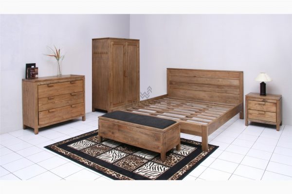 Toppe Bedroom Set